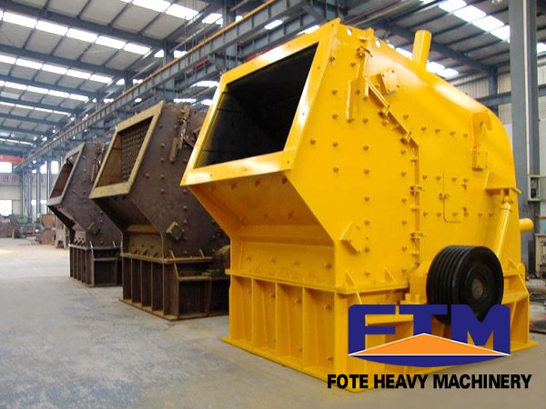 impact crushing machine 