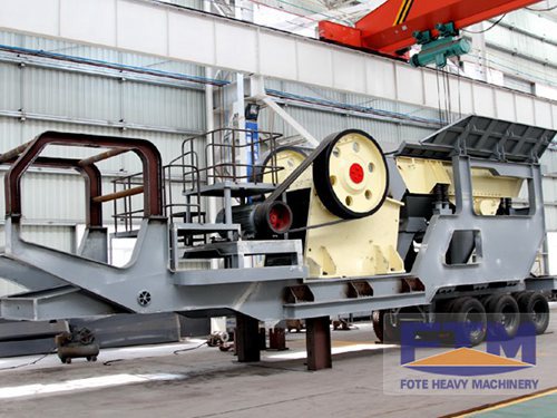 mobile crushing plant 